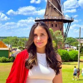 Raissa, Babá em Espírito Santo do Pinhal