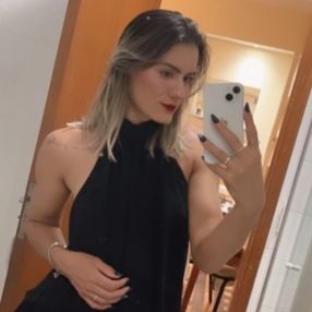 Idaiane, Babá em Louveira