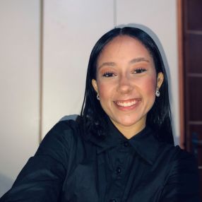 Yasmin, Babá em Girau do Ponciano