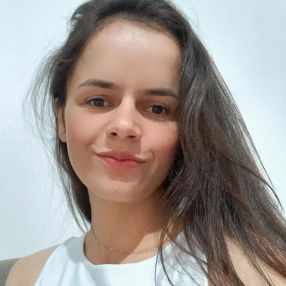 Flavia, Babá em Ponta Grossa