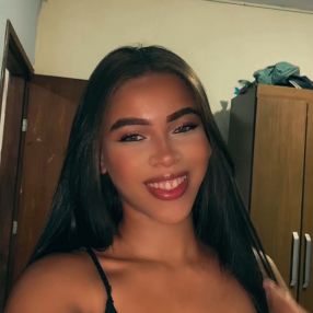 Hellen karoline, Babá em Mantena