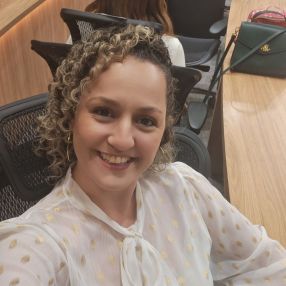 NAYARA, Babysitter in Aparecida de Goiânia