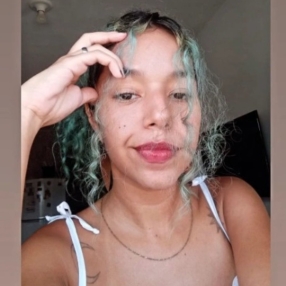 Elyadja, Babysitter in Natal