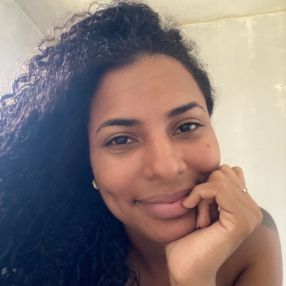 Sofia, Babá em Extremoz