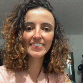 Carolina, Babá em Angra dos Reis