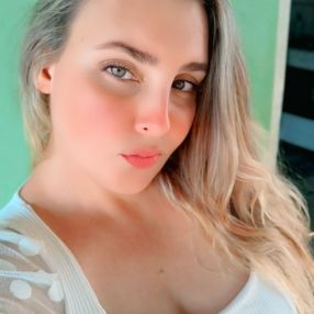 Andressa, Babá em Paranavaí