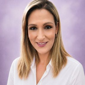 Adriana, Babá em Santos