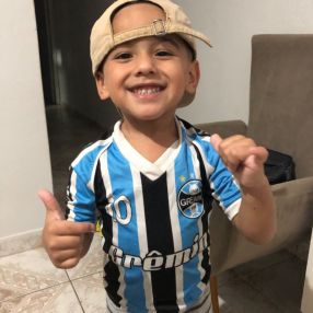 Edson, Family in Londrina
