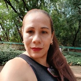 Yadira, Babá em Ourinhos