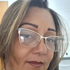 Ana, Babá em Ibirité