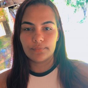 Vanessa, Babá em Silva Jardim