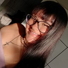 Thaick, Babysitter in Itapemirim