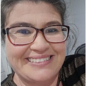 Babá Raquel (45) disponível em Guaíba pela Sitly
