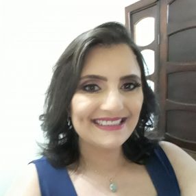 Natália, Babá em João Monlevade