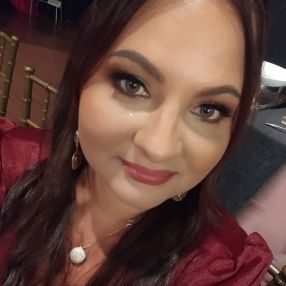 NATASHA, Babá em Dourados