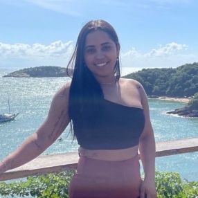 Pamela, Babá em Araruama