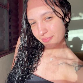 Nicole, Babá em São Miguel do Oeste