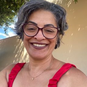 Maria Grete, Babysitter in Jales