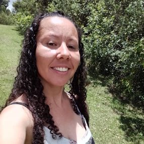 Joice, Babá em Campina Grande do Sul