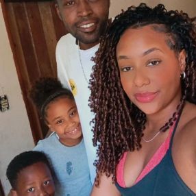 Kamille, Família em Caraguatatuba