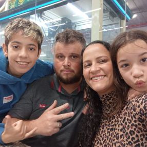 Robert, Família em Piraquara