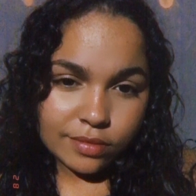 Vanessa, Babá em Pedra Preta
