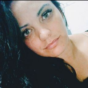 PRISCILA, Babá em Biguaçu