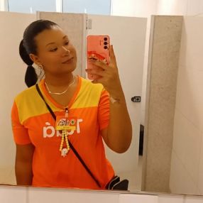 Renata, Babá em Joanópolis