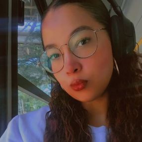 Iris, Babá em Carapicuíba