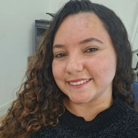 Thainá, Babysitter in São Carlos