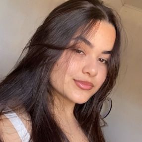 Gessica, Babá em Penedo