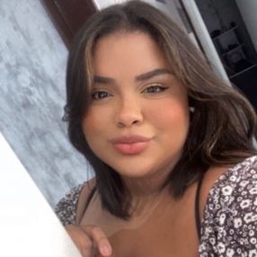 Larissa, Babá em Mauá