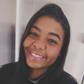 Carla Rochele, Babá em Balneário Camboriú