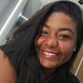 Carla Rochele, Babá em Balneário Camboriú