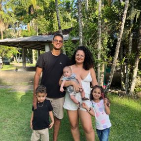Thaís, Família em Cachoeiro de Itapemirim