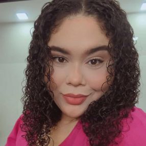Karen, Babá em Parnaíba