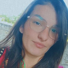 Gabriela, Babá em Londrina