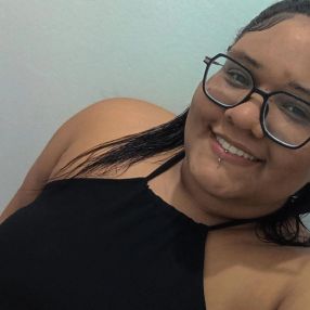 Stefani, Babysitter in Américo Brasiliense