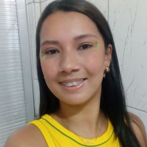 Raiane, Babá em Mesquita
