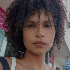Kerolaine, Babá em Guarapari