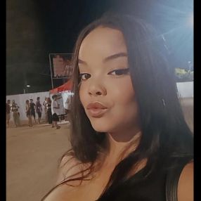 Yasmin vitória ribeiro da Silva, Babá em Fundão