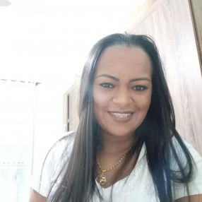 Simone, Babá em Areal