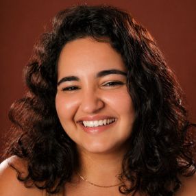 Gabriela, Babá em Araçoiaba da Serra