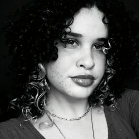 Clara Vitória, Babá em Queimadas