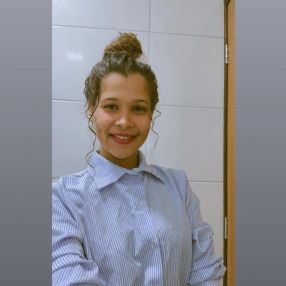 Esther, Babá em Caldas Novas