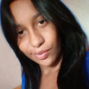 ESTEPHANNE, Babá em Rio Formoso