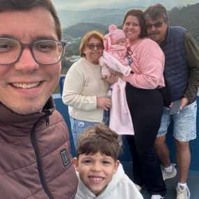 Andrea, Família em São Vicente