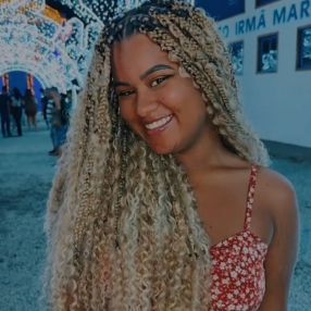MILQUILAINE, Babá em Juatuba