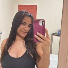 Geisiane, Babá em Feira Nova