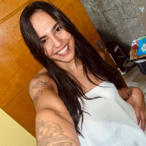 Evyllyn, Babá em Guarulhos